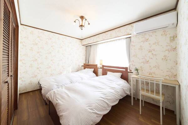 伊豆の高台から海と街を見下ろす温泉付貸別荘「スイートヴィラ 伊豆高原オーシャンテラス」2月9日に開業