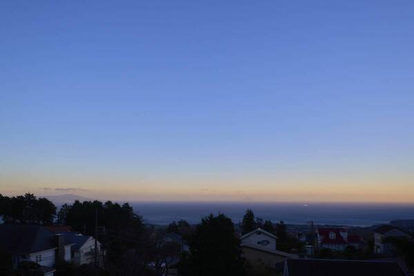 伊豆の高台から海と街を見下ろす温泉付貸別荘「スイートヴィラ 伊豆高原オーシャンテラス」2月9日に開業