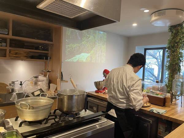 大岡山【衝撃の麺絡み】濃厚を極めた明太子クリームパスタ専門店Re/アールイーがオープン！