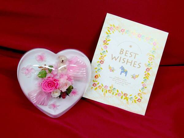 特別な贈り物に「電報」を！エクスメール豪華プレゼントキャンペーン