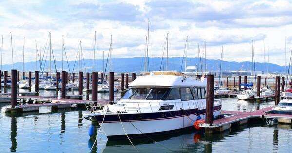 biid、マリーナでは関西初の輸入艇通関・検査が可能な「保税蔵置場」の許可を大阪北港マリーナで取得。 4月1日より受入れを開始いたします。