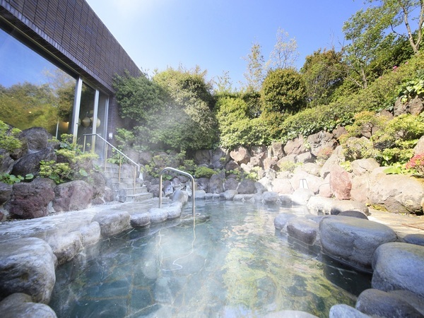 “快適な花火観賞が叶う” 熱海・伊豆山温泉の旅館が花火大会専用観覧席＆送迎付きプラン販売｜2024年7月～8月