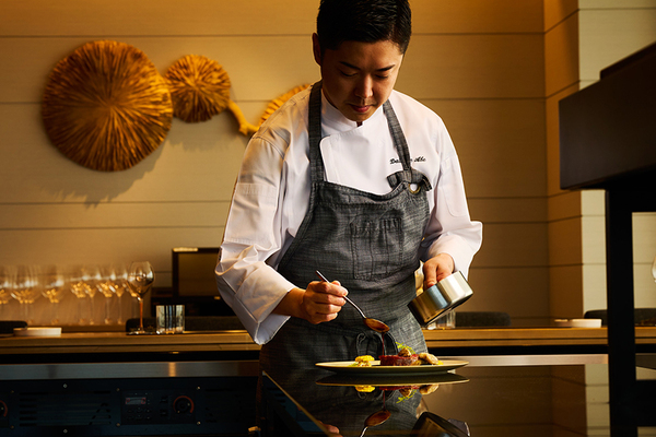 『一夜限りの饗宴 with PERRIER-JOUËTを開催』