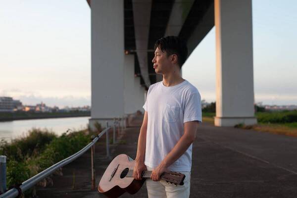 中南米音楽をこよなく愛すミュージシャンがアルパ（ラテンハープ）・バイオリン・ギターで「音楽で巡る中南米の旅」をお届け