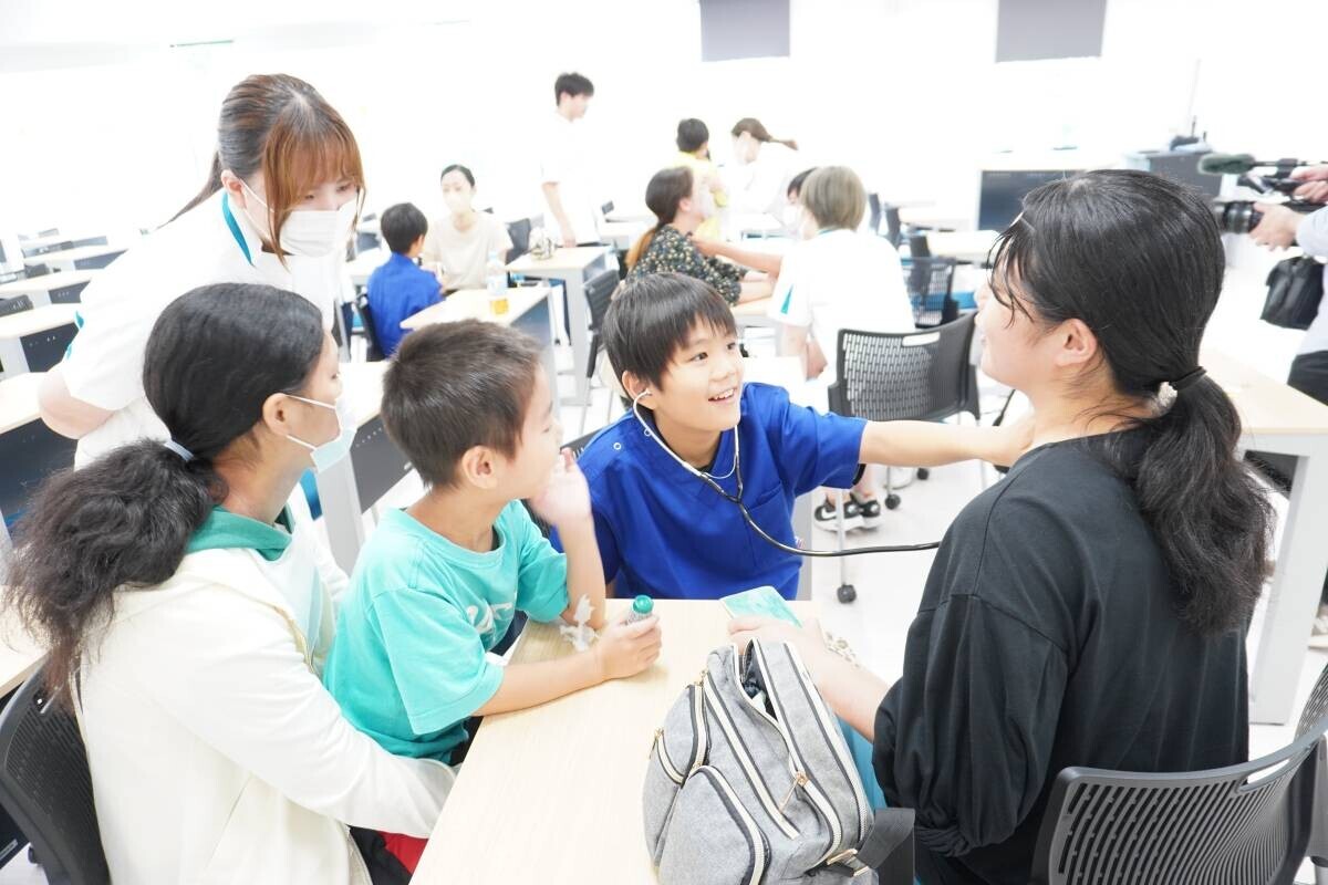 【森ノ宮医療大学】普段何気なく行っている動作「食べる」を解きほぐす！「ひらめき☆ときめきサイエンス」の2024年度記録動画を公開！