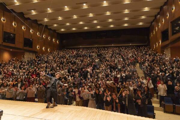 大江千里の夏ツアー「BIG SOLO」開催！ 名門合唱団との共演決定！