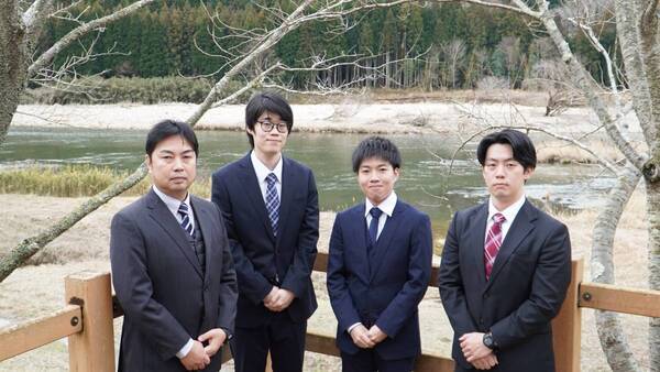 大阪国際大学の学生が南山城村村長へ京都府補助金事業における実践的な活動のご報告―「南山城村ウォーキングコース開拓プロジェクト」ウエルネスウォーキングの効果検証の成果―