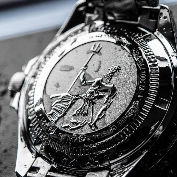 エドックスが日本限定『ネプチュニアン オートマティック』を3月7日に発売