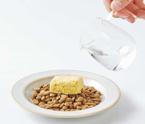 【今だけ送料無料】食いつきUP！「ドライフードだけでは食べない」愛犬のお悩みから誕生。食べる喜びをプラスする、フリーズドライのトッピングお試しキャンペーン中！