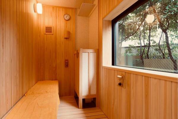 【伊根産 岩ガキ祭［12日間の期間限定］】『特別海鮮フェア』プランのご予約受付中 ～夕日ヶ浦温泉「時季を彩る 佳松苑」～