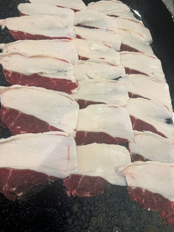 【BBQ＆Co】数量・期間限定で贅沢な熊肉BBQ体験！兵庫・明石のBBQ会社、希少なツキノワ熊の肉で高付加価値メニューを披露！