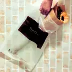 【花×SDGs】フラワーショップで食用に適さない国産のお米を原料に使ったレジ袋の導入