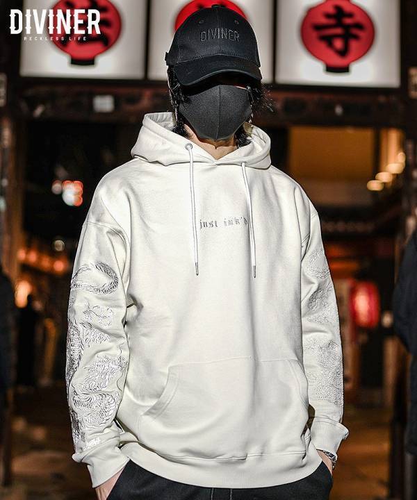 訪日外国人から話題の『DIVINER（ディバイナー）』より、AW新作アイテムが12月19日より販売開始。