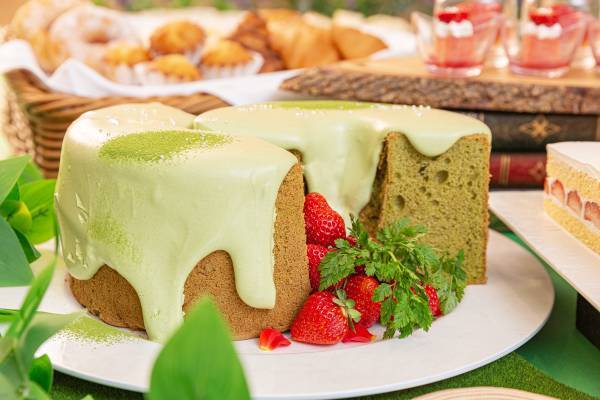 ホテル京阪 京橋 グランデ　レストラン「ロレーヌ」 “春のガーデン”をイメージした「苺スイーツビュッフェ」を ２０24年2月17日（土）から土日祝日限定で開催！