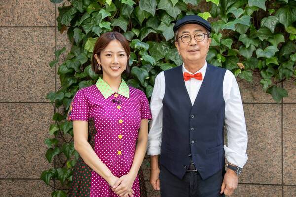 大和田獏と大和田美帆による親子ユニット「BAKUMIHO」が目黒区の志のぶ幼稚園にて母と子の集いにゲスト出演