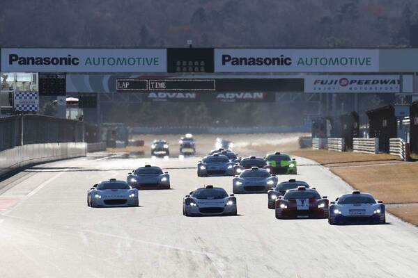 福住仁嶺が3度目のIPSチャンピオンに。 最終戦では牧野任祐とのバトルを制し全戦優勝を達成