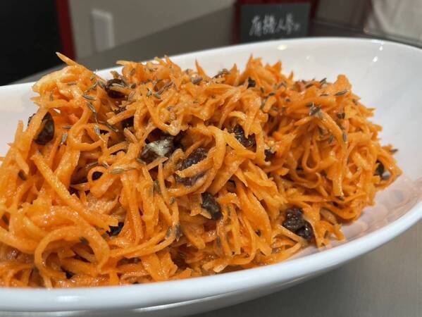 尾山台【元CAがヨーロッパの食文化を発信】テイクアウト惣菜専門店「555」がオープン！