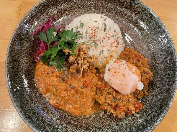 大阪駅前第2ビル【26歳の挑戦】「うまいカレー屋」がオープン！【オープン記念特典あり】