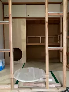 【名城大学】天白区の定住促進住宅 「一つ山荘」で学生DIYによる秘密基地のような絵本サロンを開所