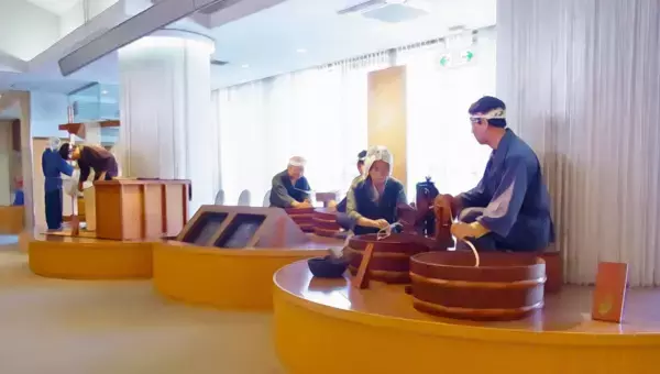 学園生活コミュニティ「キャラフレ」｜２０２３年度卒業旅行イベント『神戸・姫路・淡路島』のお知らせ