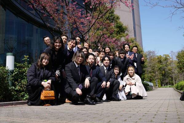 「目指すのはメンズファッションEC No.1」株式会社エヴァー・グリーンが一堂に集まる入社式を行いました。