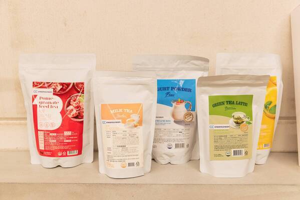 【日本初上陸】韓国発「cream&cream(クリームアンドクリーム)」 のドリンクパウダーを使用した濃厚なショコラオレなど、3/19(火)よりWhite Stellaにて限定発売