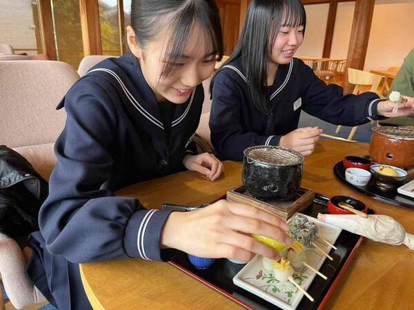 福井県あわら市の活性化へ地元中学生とコラボ　特産サツマイモ使用の新商品「もちもち富っぷり団子」販売開始のお知らせ　～eXcafe吉崎鳳凰閣～