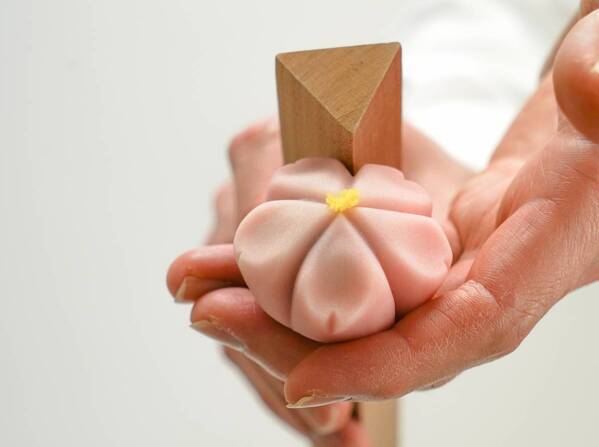 絵本×和菓子×CAFETELイベント第2弾！ 3月17日限定 「かいねこきぶん」 和菓子セット販売と 絵本をテーマにしたマグネットづくり