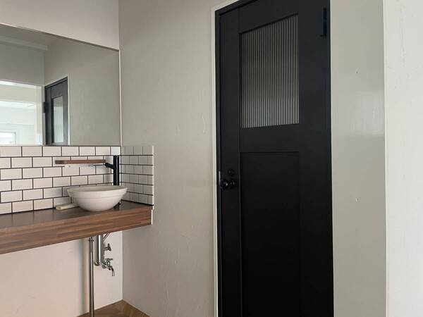 天井が抜けてコンクリート打ちっぱなし“スケルトン仕様”にカスタマイズ！ スケルトンオフィスのシリーズ化、第一弾を発表