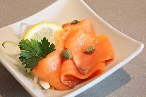 京都の夏は立ち飲みではんなり。コスパ最強の絶品おつまみと飲み放題が楽しめるセットを販売