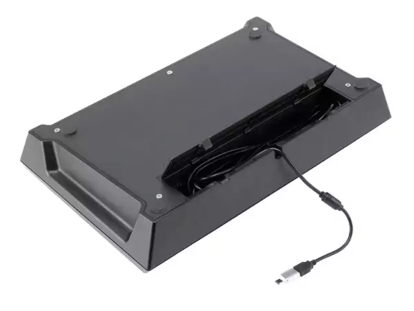 最新ハードからレトロゲーム機まで17機種対応のアケコン『アーケードフリーク』数量限定予約受付中