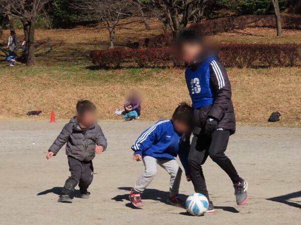 「FC町田ゼルビア」所属コーチが指導！20組限定「親子で楽しむサッカー教室」小山田緑地(町田市)で2025年1月18日(土)開催！