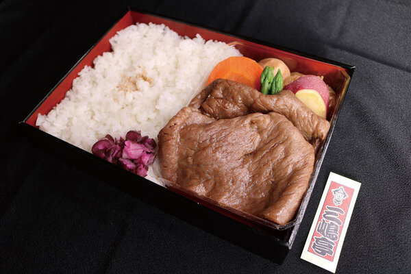 昔ながらの美味から、今話題の美味まで 「上方うまいもんめぐり」を開催