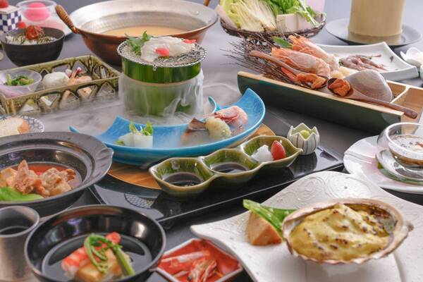 【ラウンジテラス碧－AO－・1周年記念】海と夕日の絶景＆プライベート温泉を愉しむ大人宿［夕日ヶ浦温泉 佳松苑 別邸ふうか］