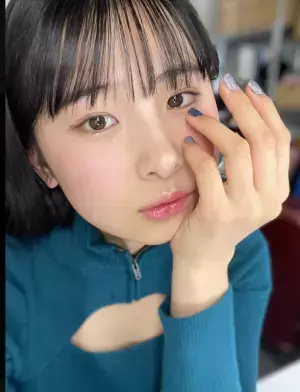 TikTokでブレイク中！一輪車の魔法使い茅乃碧依がユニット「ニエロピエロ」にパフォーマーとして参加！