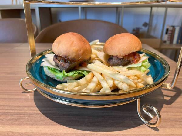 旬のいちごを贅沢に！冬限定スイーツ新発売「真冬のいちごアフタヌーンティー」＆「いちごパフェ」【長野・湯田中温泉】