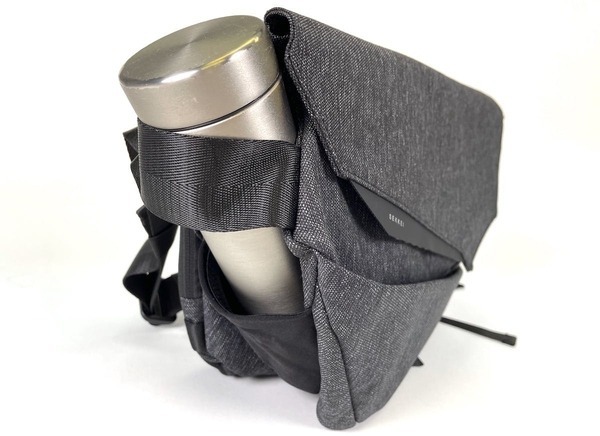 最高のスリングバッグ、待望の新色解禁！【SEKKEI MX-sling】の新色、ダークグレーがついに登場！その人気はすでに爆発的でプロジェクト支援額は100万円を突破！4月30日にクラウドファンディング終了！この機会を逃す手はない！今すぐ手に入れて、スタイリッシュな旅への準備を整えよう！