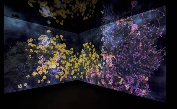 KTC GROUPが新社屋を竣工、エントランスにチームラボ作品を展示