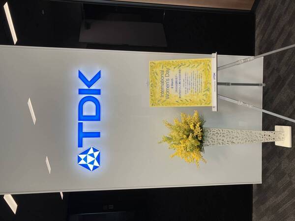 国際女性デー『3月8日  ミモザの日』装飾レポート