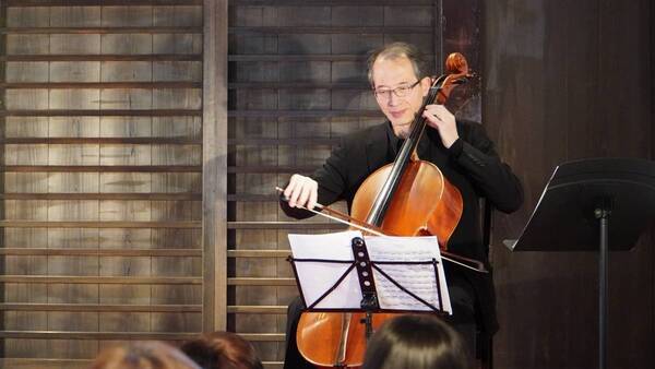 大阪国際学園 芸術文化教育センター主催『朗読劇「セロ弾きのゴーシュ」、講演』をもりぐち歴史館で開催