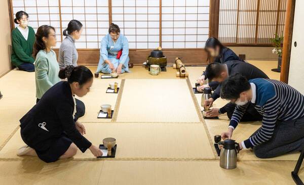 新年度の研修やチームビルディングプランに。茶の心で生活を一新できる深堀り茶道体験プランを4月15日より開始。