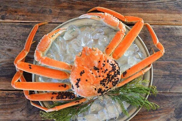 ＼12月15日(金)17時より送料無料！／旬の松葉蟹やボタンエビをお得にお取り寄せ！【旅する久世福e商店】