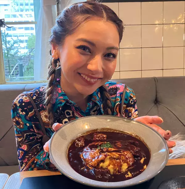 ゆきぽよがツウな大阪旅へ！「NEXT TRIP ～大阪 レトロに出会う旅 前編～」4月8日(月)夕方6時00分からBS12で放送！