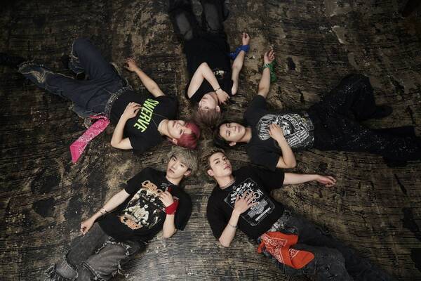 –樟葉駅前広場における実証実験– 異国のナイトマーケットを彷彿とさせるグルメや雑貨が揃う 「くずは夜市 ヨイノクチ」を今年も開催します