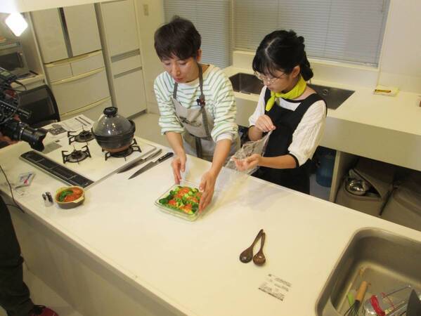 野菜メニューコンクールを受賞した小学生が、野菜ソムリエと一緒に受賞作品を作ってみた【山口県周南市】