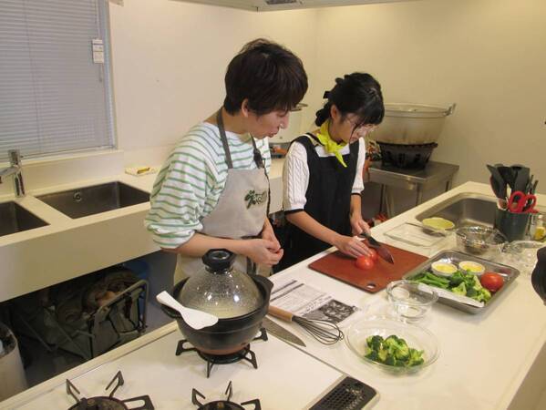野菜メニューコンクールを受賞した小学生が、野菜ソムリエと一緒に受賞作品を作ってみた【山口県周南市】