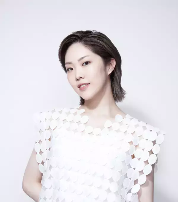 元宝塚スター・留依まきせ、そして宮村アキラが、鬼才・山崎洋平が描く法廷コメディミュージカルに出演決定！