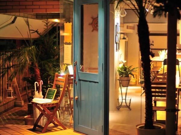 神田【ボリューミー タコライス】「BLUEMAN神田店」オープン