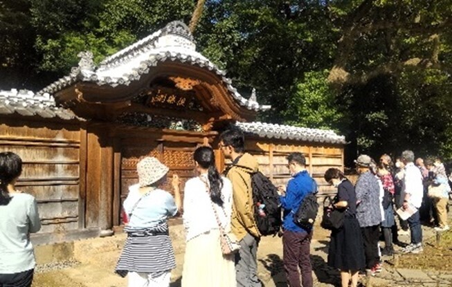 ～文化の日に貴重な文化財に親しむ～ 小石川後楽園「唐門」特別開門・「得仁堂」特別公開