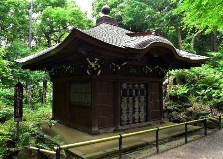 ～文化の日に貴重な文化財に親しむ～ 小石川後楽園「唐門」特別開門・「得仁堂」特別公開